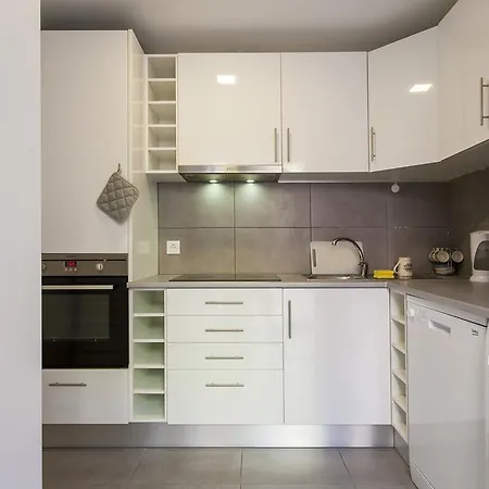Campo Pequeno Charming By Homing *
